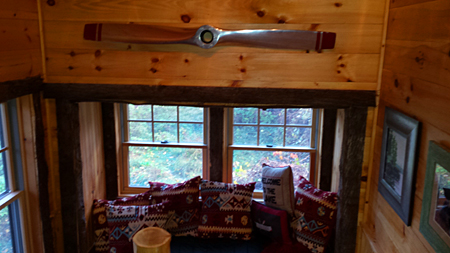 vacation rental window seat- saranac lake, ny